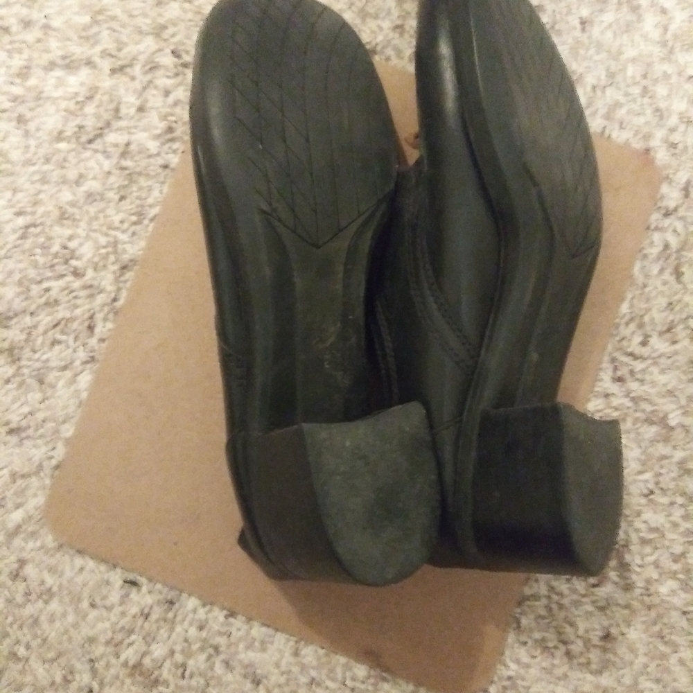 Dress shoes.
